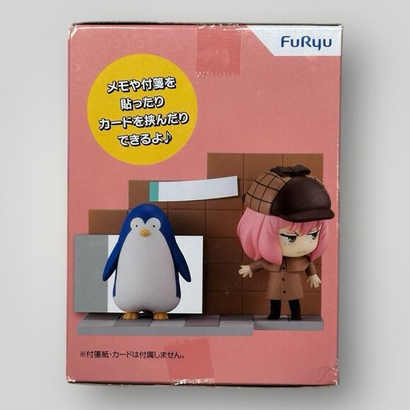 SPY x FAMILY Anya Forger & Penguin Detective Figure - Picture 2 of 4